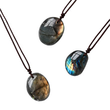 Load image into Gallery viewer, Labradorite Pendant Necklace