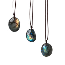 Load image into Gallery viewer, Labradorite Pendant Necklace