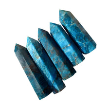 Load image into Gallery viewer, Blue Apatite Point