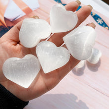 Load image into Gallery viewer, Selenite Heart