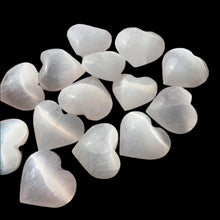 Load image into Gallery viewer, Selenite Heart